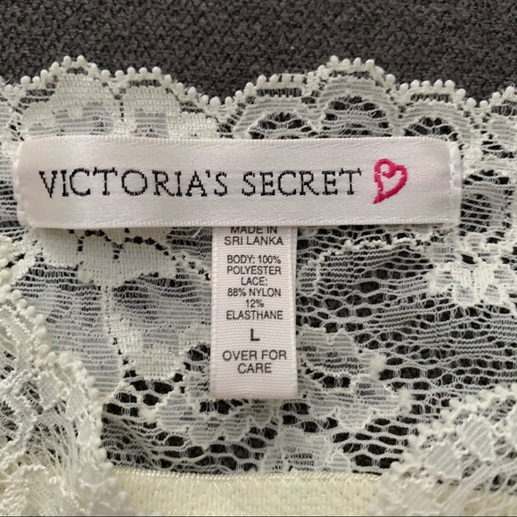 Vintage Victoria’s Secret Off-White Babydoll Negligee - Picture 3 of 7